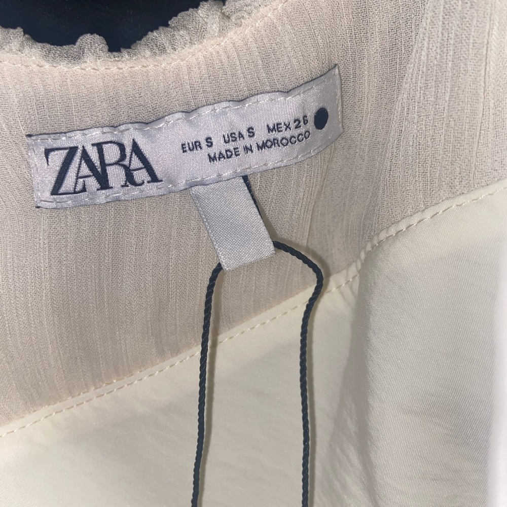 Zara bubble Cream Maxi Dress - Picture 4 of 4